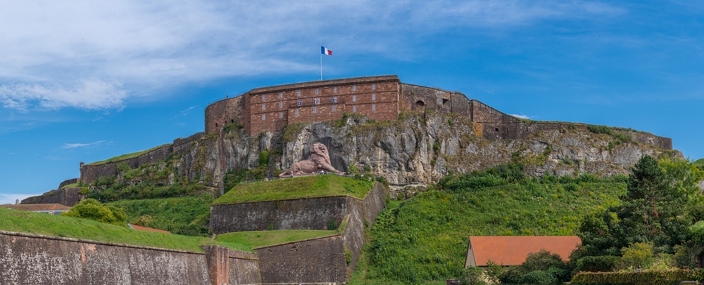 Ateliers TransmiFFion à Belfort : une forteresse d’apprentissage pour explorer le fist-fucking et les sexualités en toute sécurité